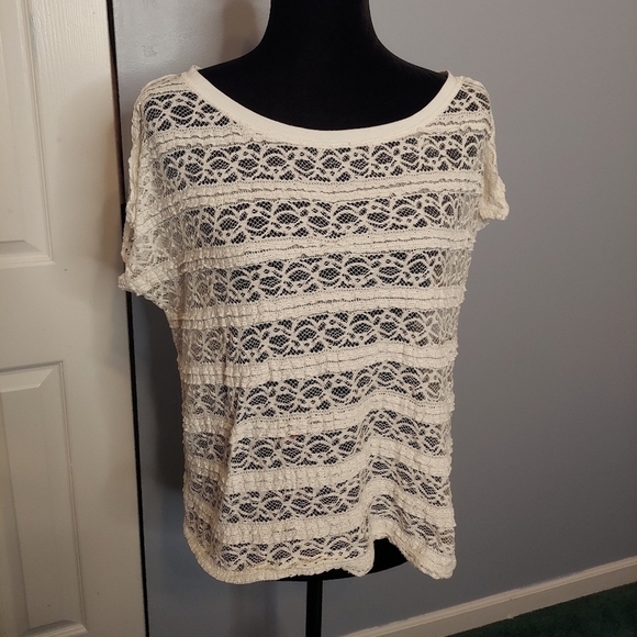 Garage Lace White/Cream Blouse/T-Shirt Size Large - Picture 1 of 10